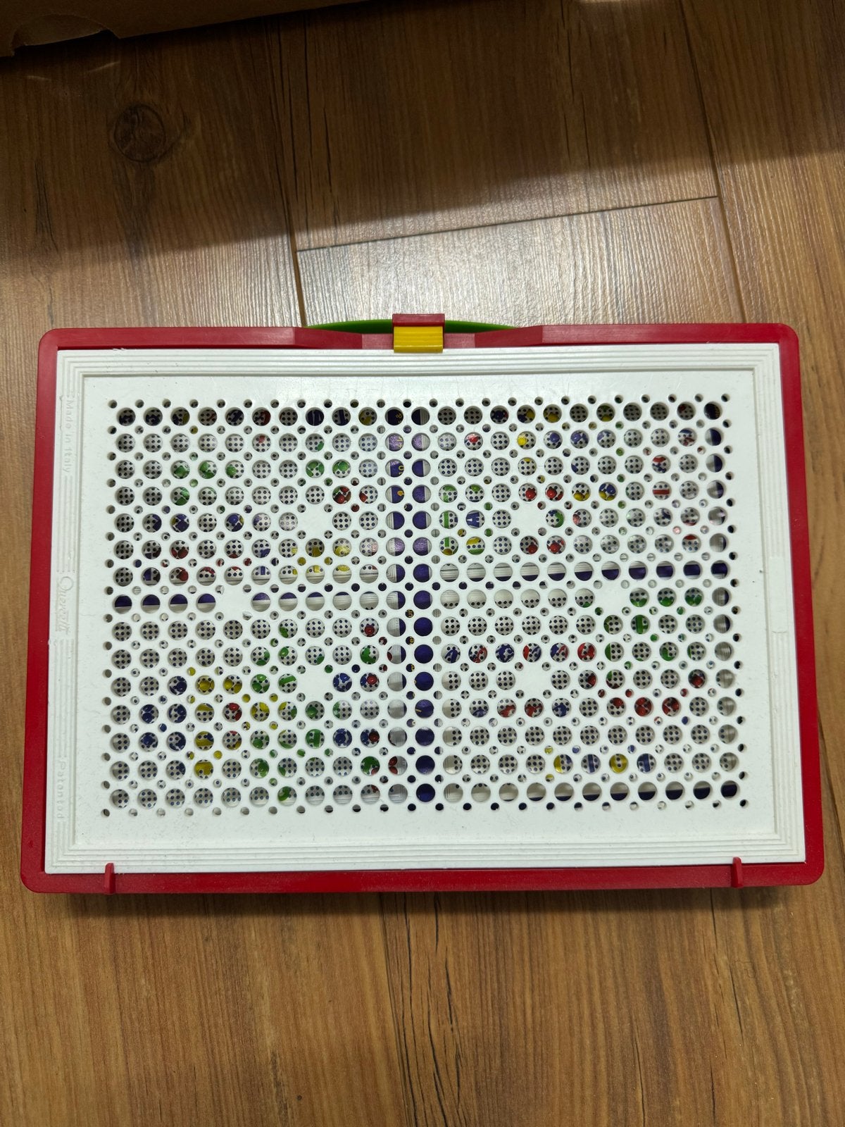 Prikbord met gekleurde pionnen !, Ophalen, Gebruikt, Knutselen