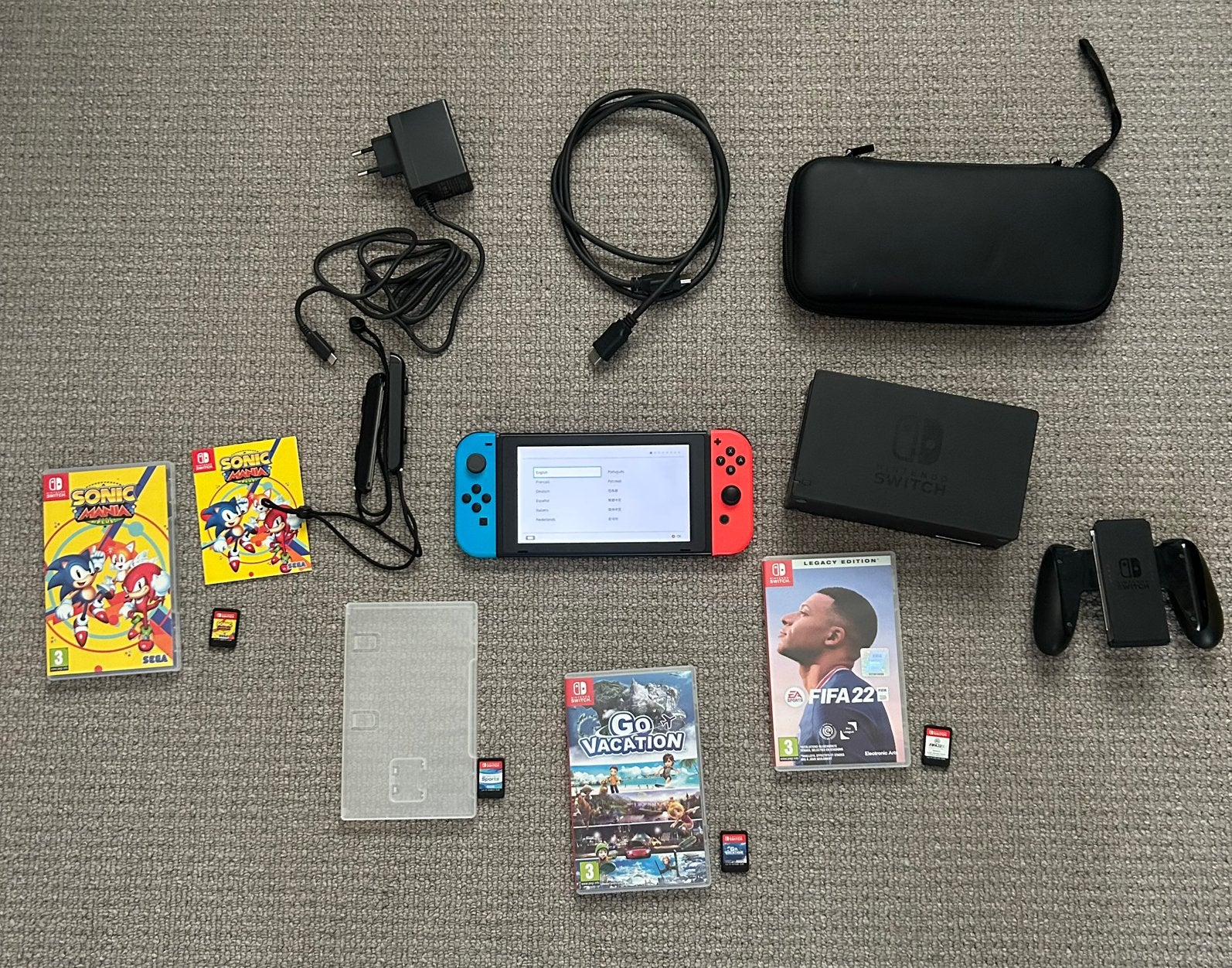 Nintendo Switch V2 Blauw/Rood + 4 Games – Zeer Goede Staat, Switch 2019 Upgrade, Met games, Met 2 controllers, Ophalen of Verzenden