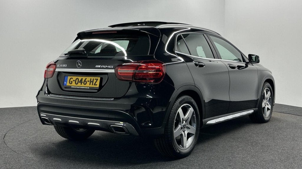 Mercedes GLA-klasse 180 Business Solution AMG Limited PANO C, Auto's, Mercedes-Benz, Gebruikt, 4 cilinders, 1335 kg, Onderhoudsboekje