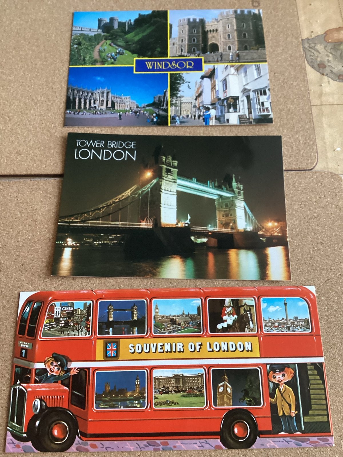 Set van 3 Aanzichtkaarten London & Windsor, Verzamelen, Ophalen of Verzenden, 1980 tot heden, Ongelopen, Engeland