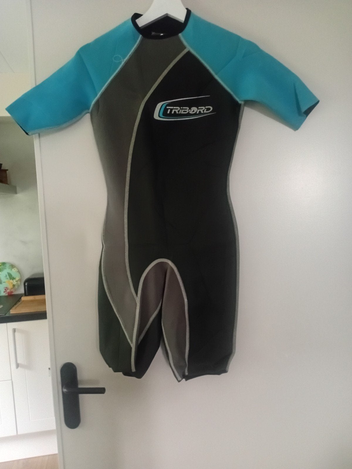 Tribord Wetsuit maat is voor ongeveer 14 jaar, Watersport en Boten, Wetsuit, Gebruikt, Ophalen of Verzenden, Tribord