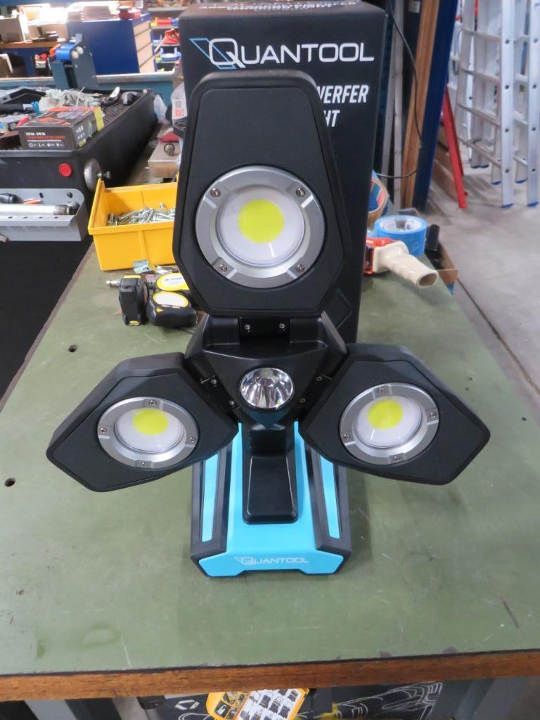 Quantool Q30600 Werklamp LED Dimbaar 500-3500 lm oplaadbaar, Ophalen of Verzenden, Nieuw