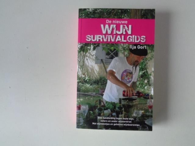 11965-12-2 : Wijnsurvival gids en Slurp - Ilja Gort. 1E, Ophalen of Verzenden, Zo goed als nieuw