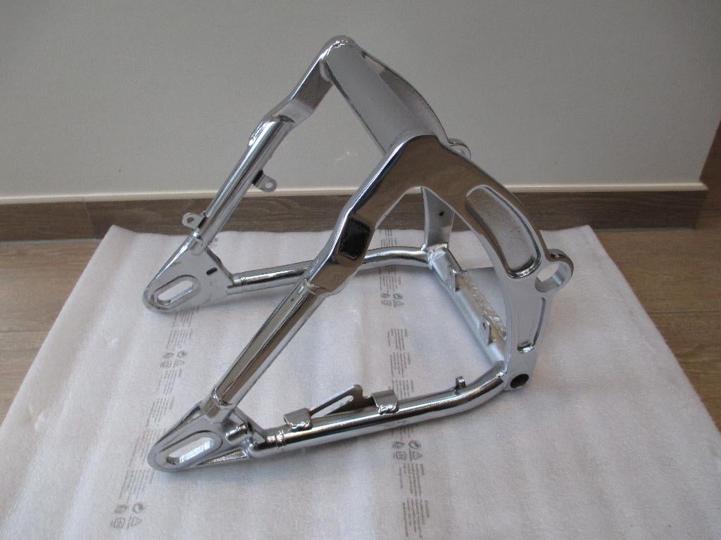 Harley davidson softail chroom achterbrug, Ophalen of Verzenden, Nieuw, Frame, Harley-Davidson