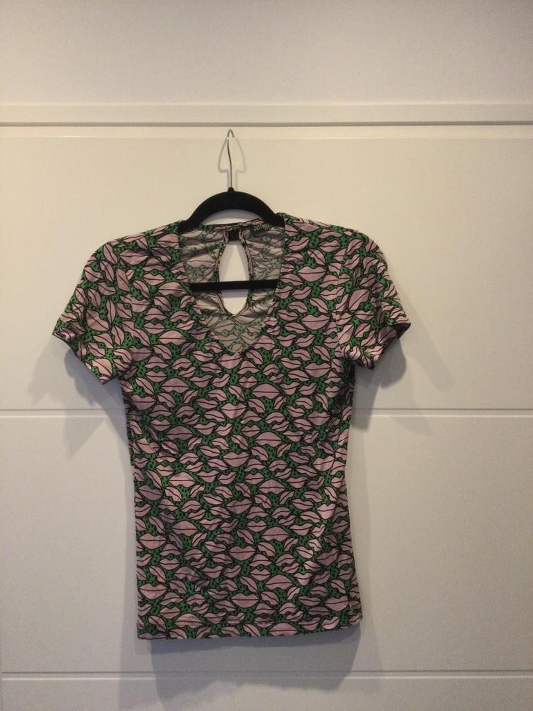 Juffrouw Janssen rose groene lipjes shirt maat XS, Ophalen of Verzenden, Zo goed als nieuw, Korte mouw, Maat 34 (XS) of kleiner