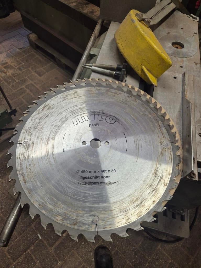 Zaagbladen 450 mm doorsnede goede staat, Ophalen, Zo goed als nieuw