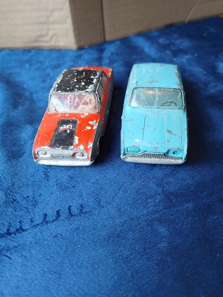 Ford Taunus 17 M. Tekno Denmark 826, opknappers,  vanaf: €5, Ophalen of Verzenden, Gebruikt, Auto, Overige merken