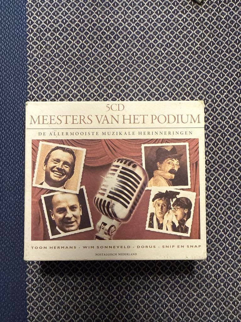 Meesters van het Podium - 5CD Boxset, Ophalen of Verzenden, Zo goed als nieuw, Levenslied of Smartlap, Boxset