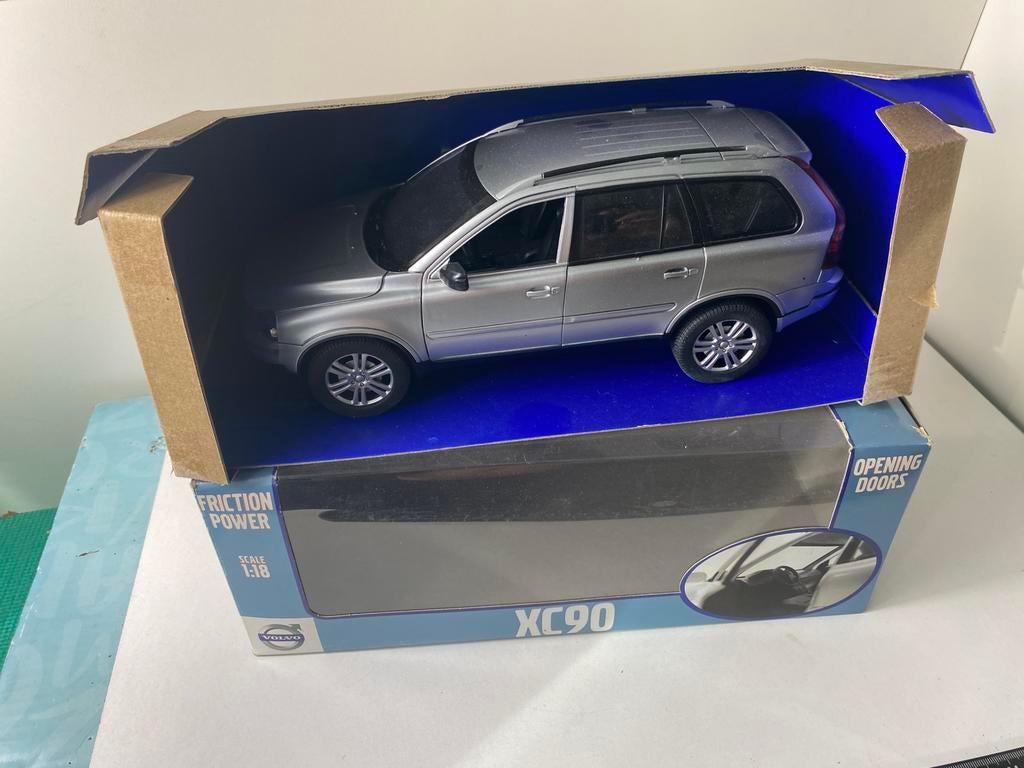 1:18 Volvo XC90-official Volvo licensed-KUNSTSTOF MODEL!!, Ophalen of Verzenden, Nieuw, Auto, Overige merken