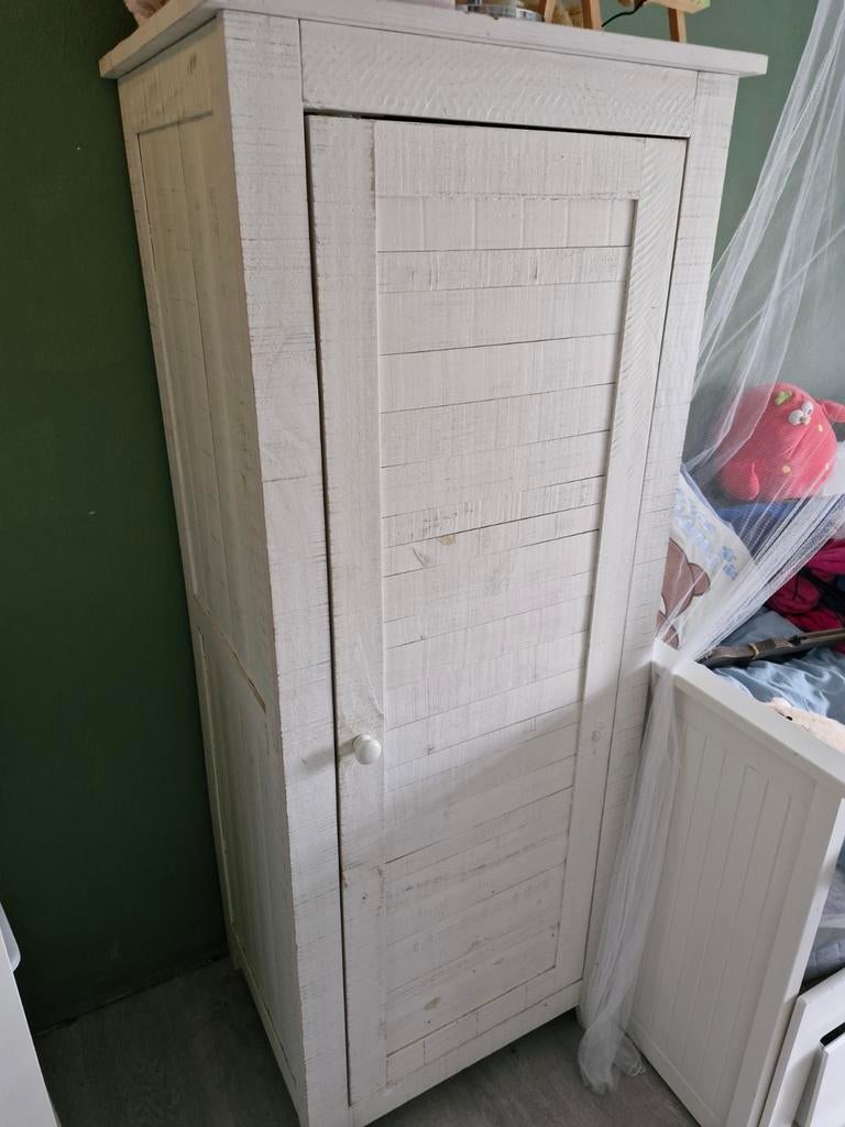 Mooie houten kinderkledingkast - 67x52x170, Ophalen, 50 tot 100 cm, Landelijk, 150 tot 200 cm