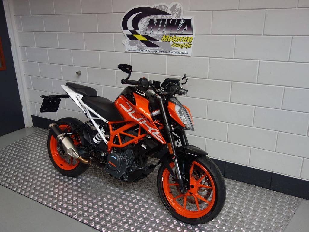 KTM 390 Duke (bj 2017), Motoren, Motoren | KTM, KTM, Bedrijf, Onbekend, 373 cc