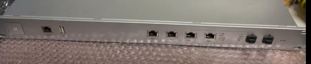 ➡️ Unify Ubiquiti USG-PRO-4 Security Gateway PRO, Ophalen of Verzenden, Zo goed als nieuw