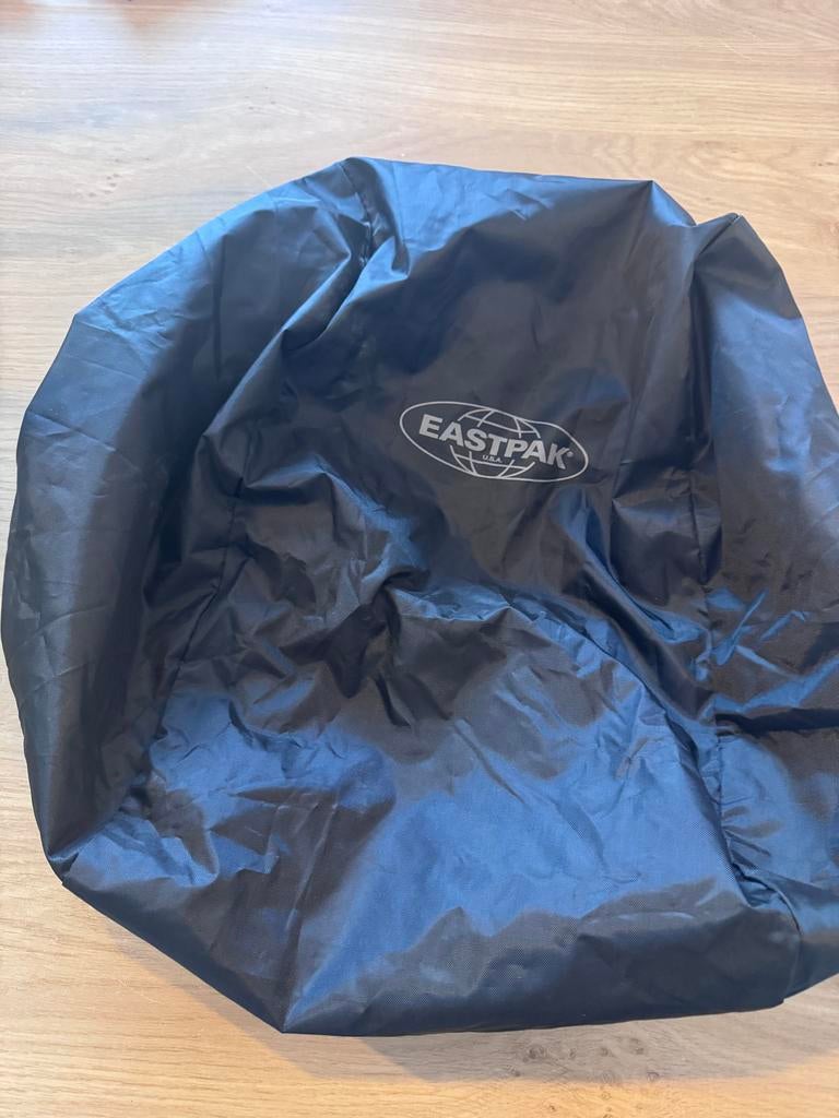 Eastpak Regenhoes - Bescherm je tas!, Ophalen, Rugtas, Zwart, Nieuw