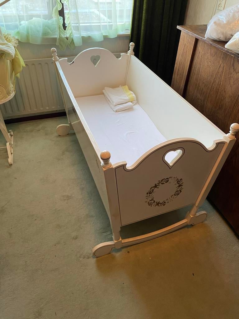 Vintage Ledikant/Kinderbed - 70+ jaar oud, Ophalen, Gebruikt, Ledikant
