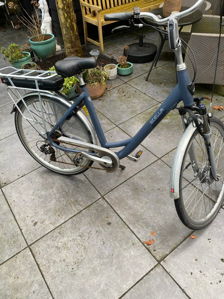 Elektrische fiets Stella Allegra, Ophalen, Zo goed als nieuw, 30 tot 50 km per accu, Overige merken