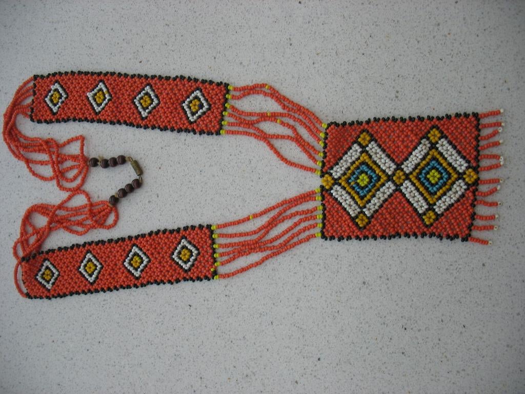 Handmade Boho Gevlochten Ketting Kralen Oranje+Kleurtjes Vin, Sieraden, Tassen en Uiterlijk, Ophalen of Verzenden, Overige materialen