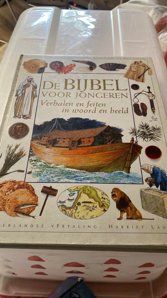 Bijbel jongeren kinderbijbel, Ophalen of Verzenden, Gelezen