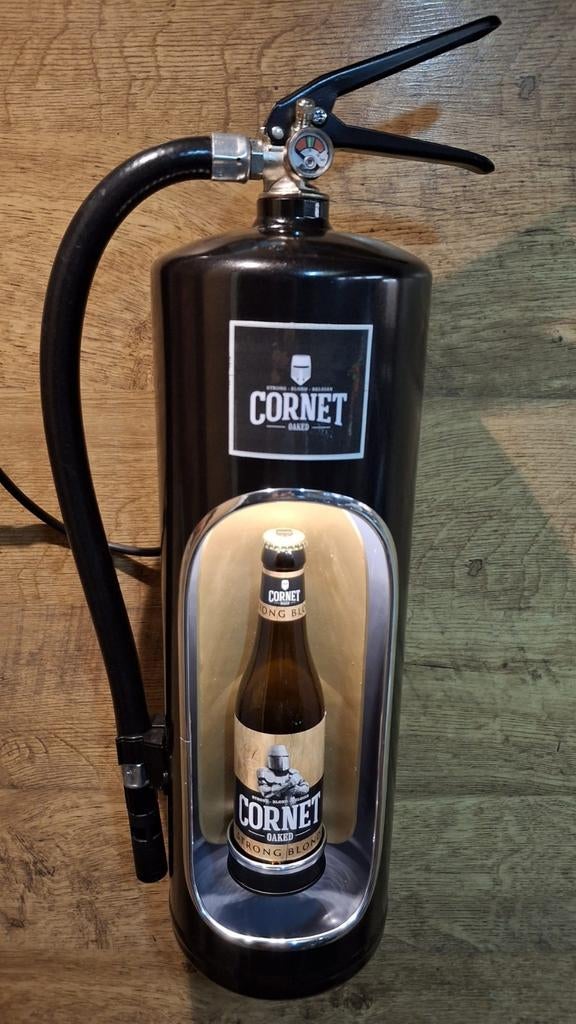 Mooie CORNET brandblusser met ledverlichting, Verzamelen, Merken en Reclamevoorwerpen, Ophalen of Verzenden, Nieuw, Lichtbak of (neon) lamp