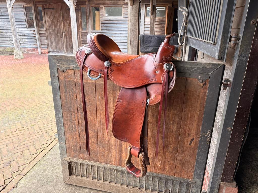 Te koop westernzadel Norman Makers (usa), Dieren en Toebehoren, Paarden en Pony's | Overige Paardenspullen, Zo goed als nieuw
