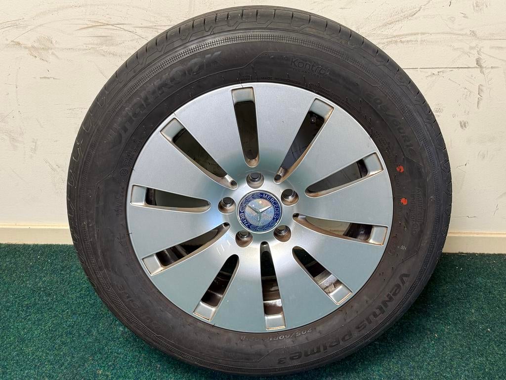 Mercedes Velgen met Zomerbanden 205/60R15, Auto-onderdelen, Ophalen, Gebruikt, 15 inch, Banden en Velgen