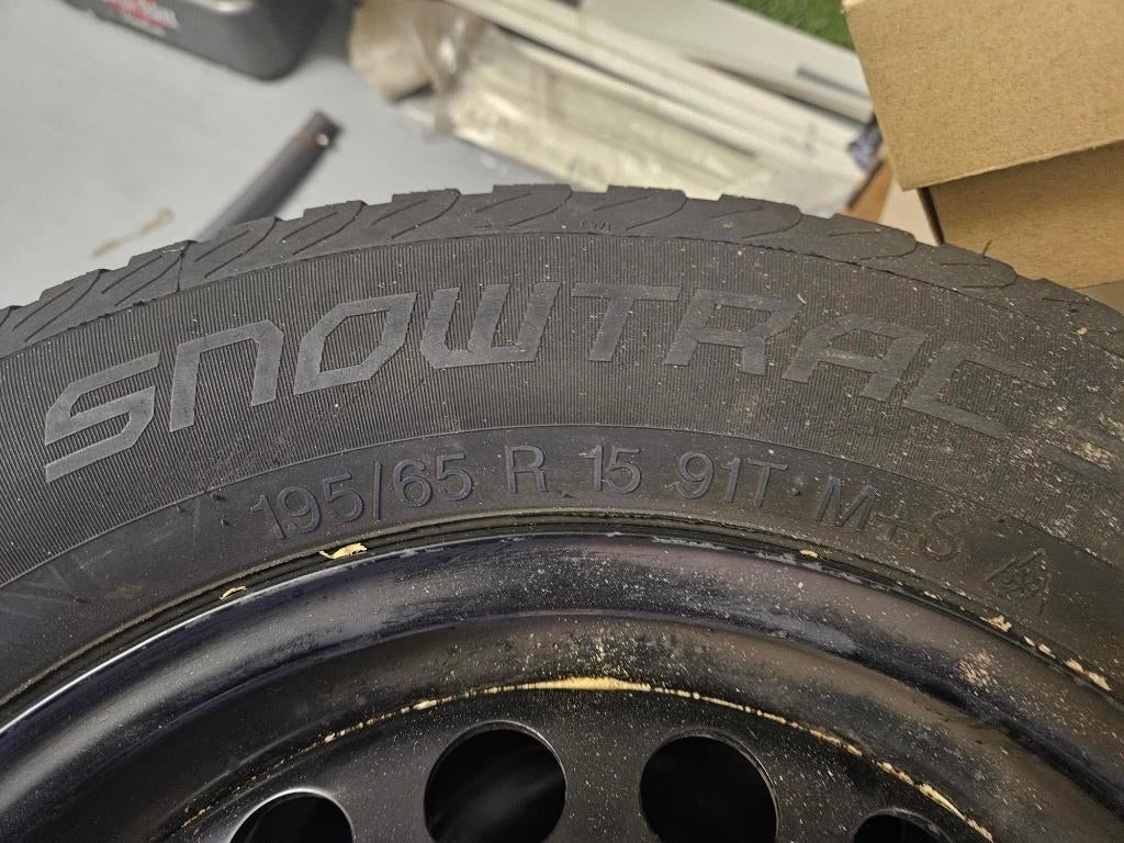 Winterbanden met velgen Golf 6, 195/56 R15, Auto-onderdelen, Banden en Velgen, Ophalen, Gebruikt, 15 inch, Banden en Velgen