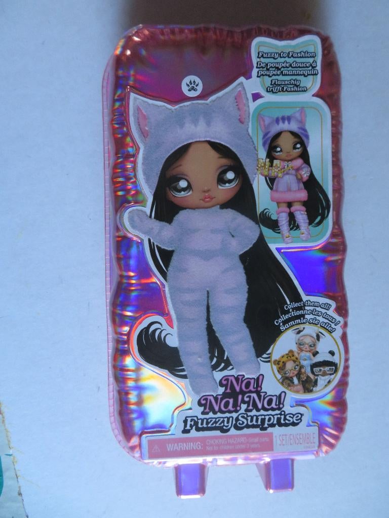 NA NA NA  FUZZY SURPRISE    JENNEL JAGUAR, Ophalen of Verzenden, Nieuw, Barbie