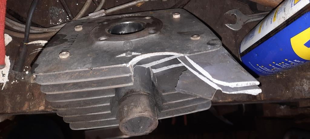 Zundapp minitherm cilinder met schade, Ophalen of Verzenden, Gebruikt, Cilinder