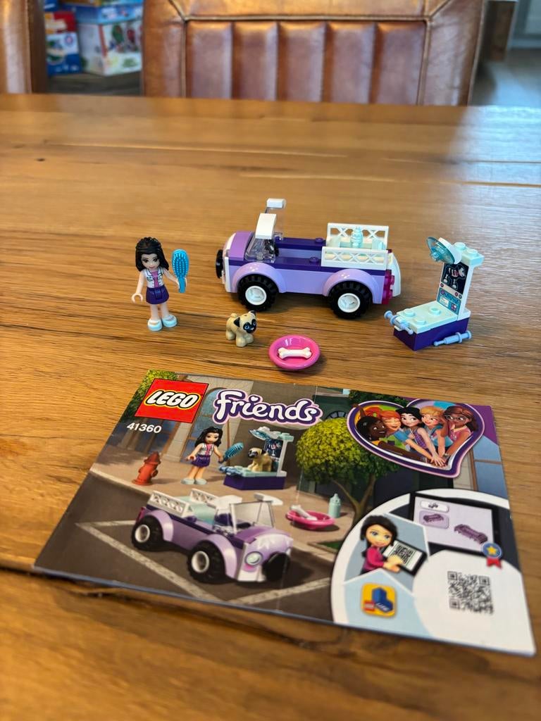 Lego Friends 41360 Emma's mobiele dierenkliniek, Ophalen of Verzenden, Zo goed als nieuw, Complete set, Lego