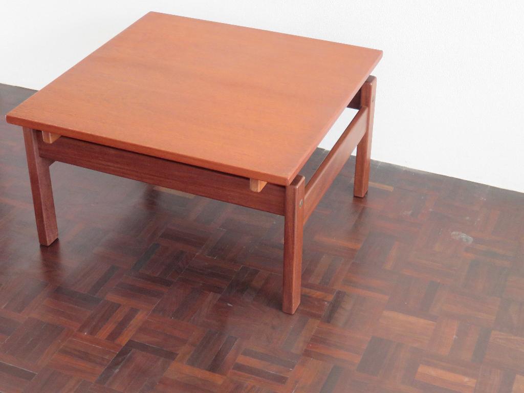 Yngve Ekström voor Pastoe teakhouten bijzettafel vintage, Minder dan 45 cm, Design, Vierkant, Zo goed als nieuw