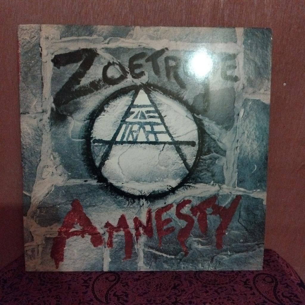 LP Zoetrope - Amnesty - Combat Rec. - 1985, Ophalen of Verzenden, Zo goed als nieuw
