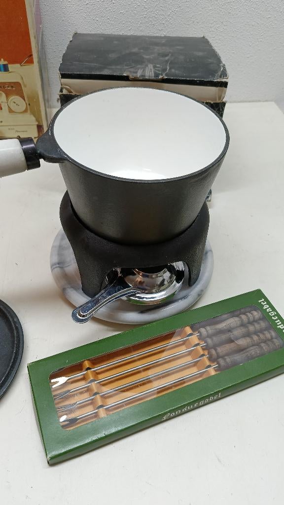 Vintage V&D gourmetstel met vorkjes – retro gezelligheid, Witgoed en Apparatuur, Gourmetstellen, Ophalen of Verzenden, Zo goed als nieuw