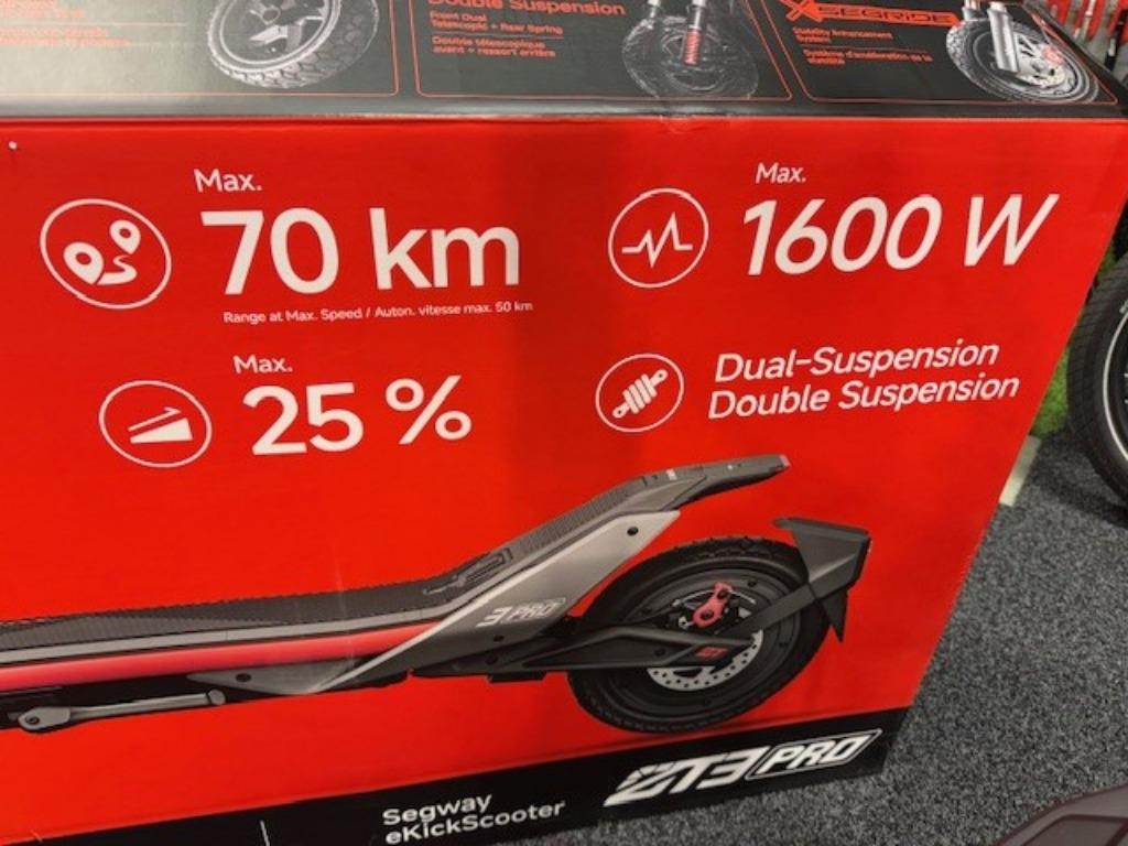 Segway Ninebot Kickscooter ZT3 PRO e step uit voorraad €689, Verzenden, Nieuw, Elektrische step (E-scooter), Segway Ninebot
