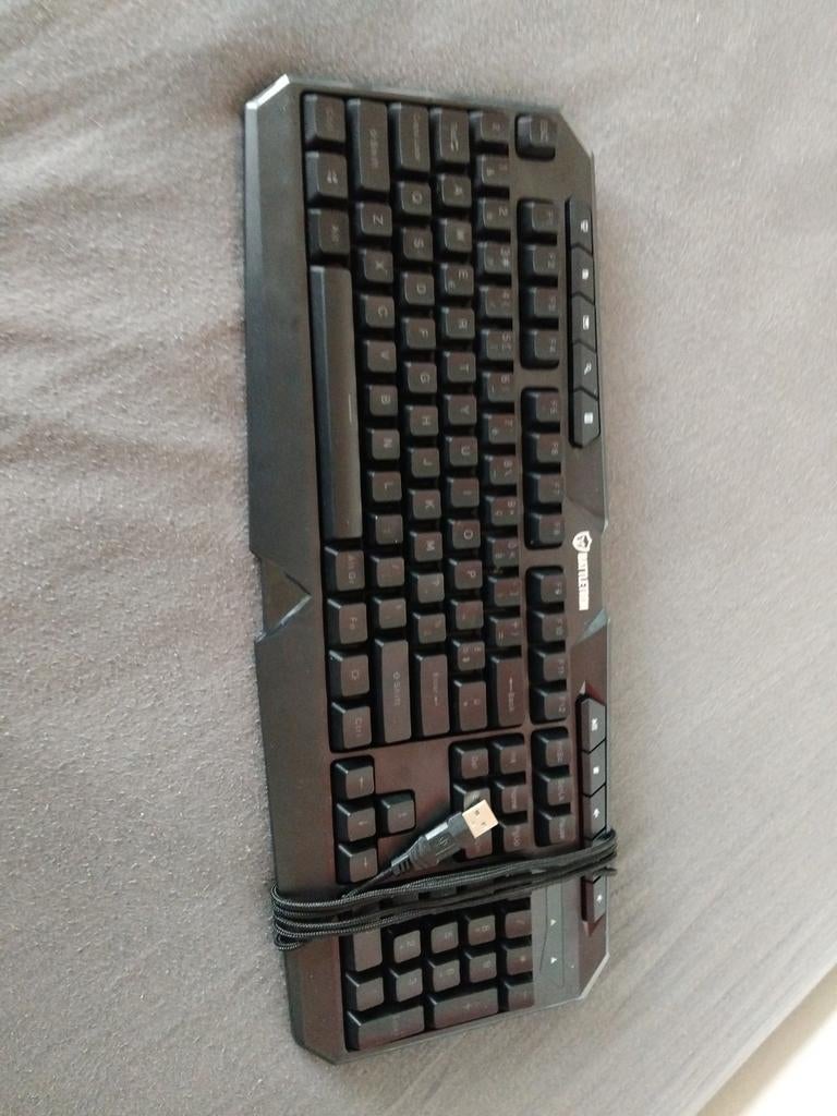 Battlefront keyboard AZERTY, Ophalen of Verzenden, Zo goed als nieuw, 61 toetsen, Overige merken