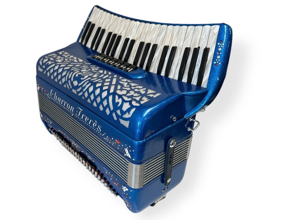 Diverse 4 korig waaierklavier accordeons met garantie, Muziek en Instrumenten, Met koffer, Mengascini, 120-bas, Ophalen