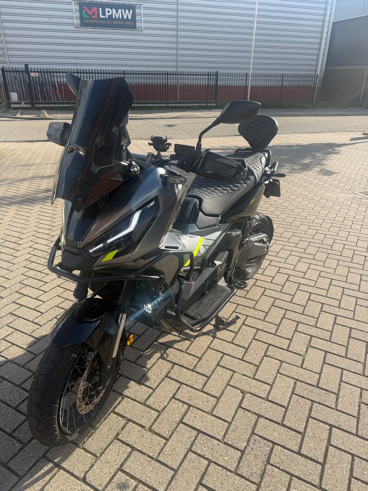 Honda X-ADV 750 - Avontuurlijke Scooter met Lage Kilometerst, Motoren, Onderdelen | Honda, Ophalen of Verzenden