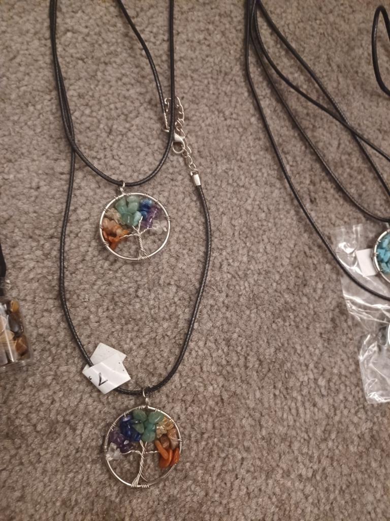 Edelstenen hangers met ketting - Levensboom & Lotus, Ophalen of Verzenden, Nieuw, Goud