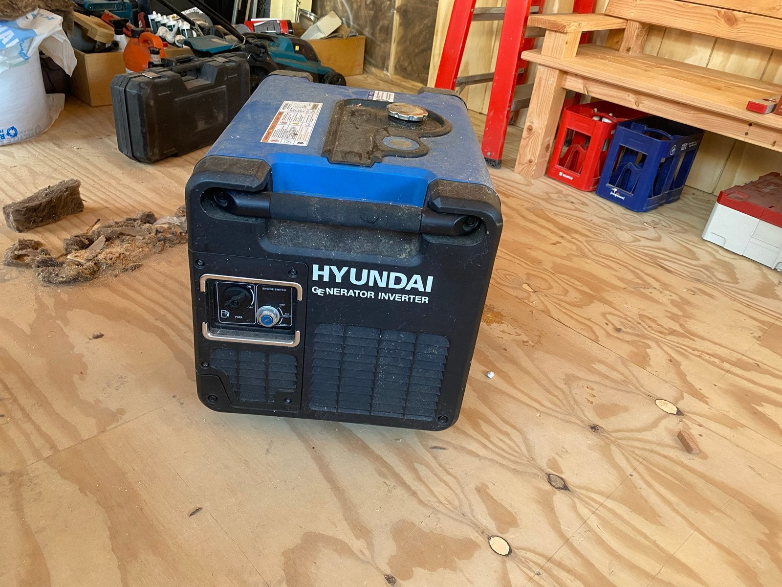 Hyundai Generator Inverter 4000W - Zo goed als nieuw, Elektrisch startend, Zo goed als nieuw, Minder dan 5 kVA, Verzenden