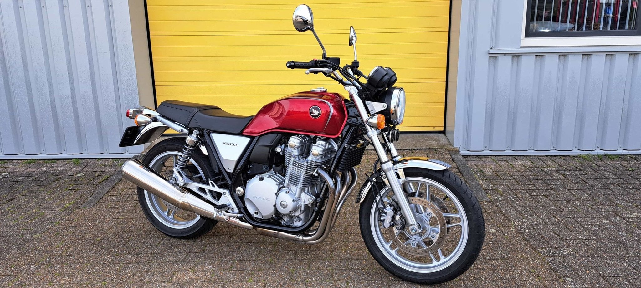 HONDA CB 1100 (bj 2014), HONDA, 4 cilinders, Motorrijbewijs A, Bedrijf