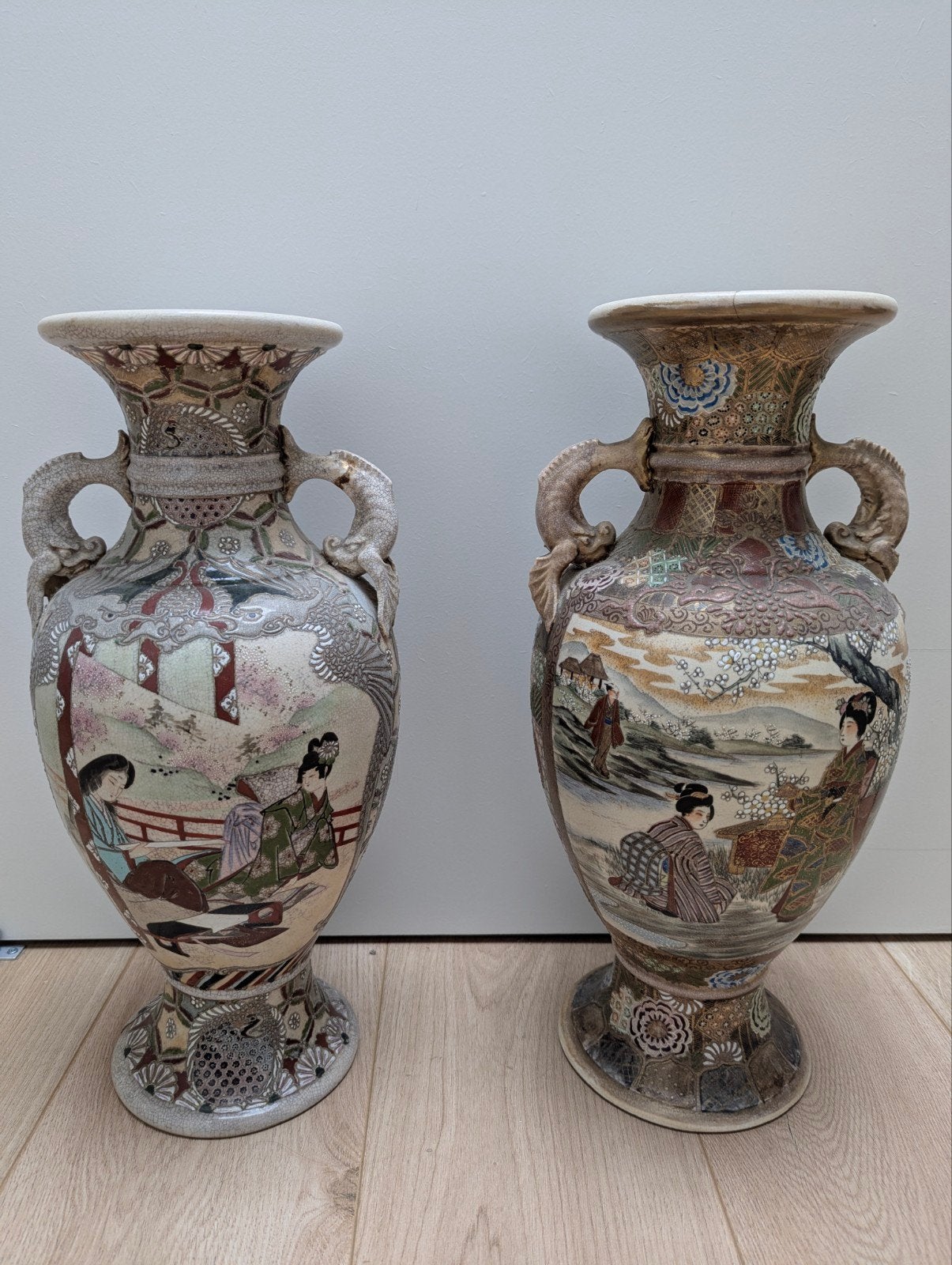 Prachtig Paar Grote Japanse Satsuma Vazen – Handgeschilderd, Antiek en Kunst, Ophalen of Verzenden