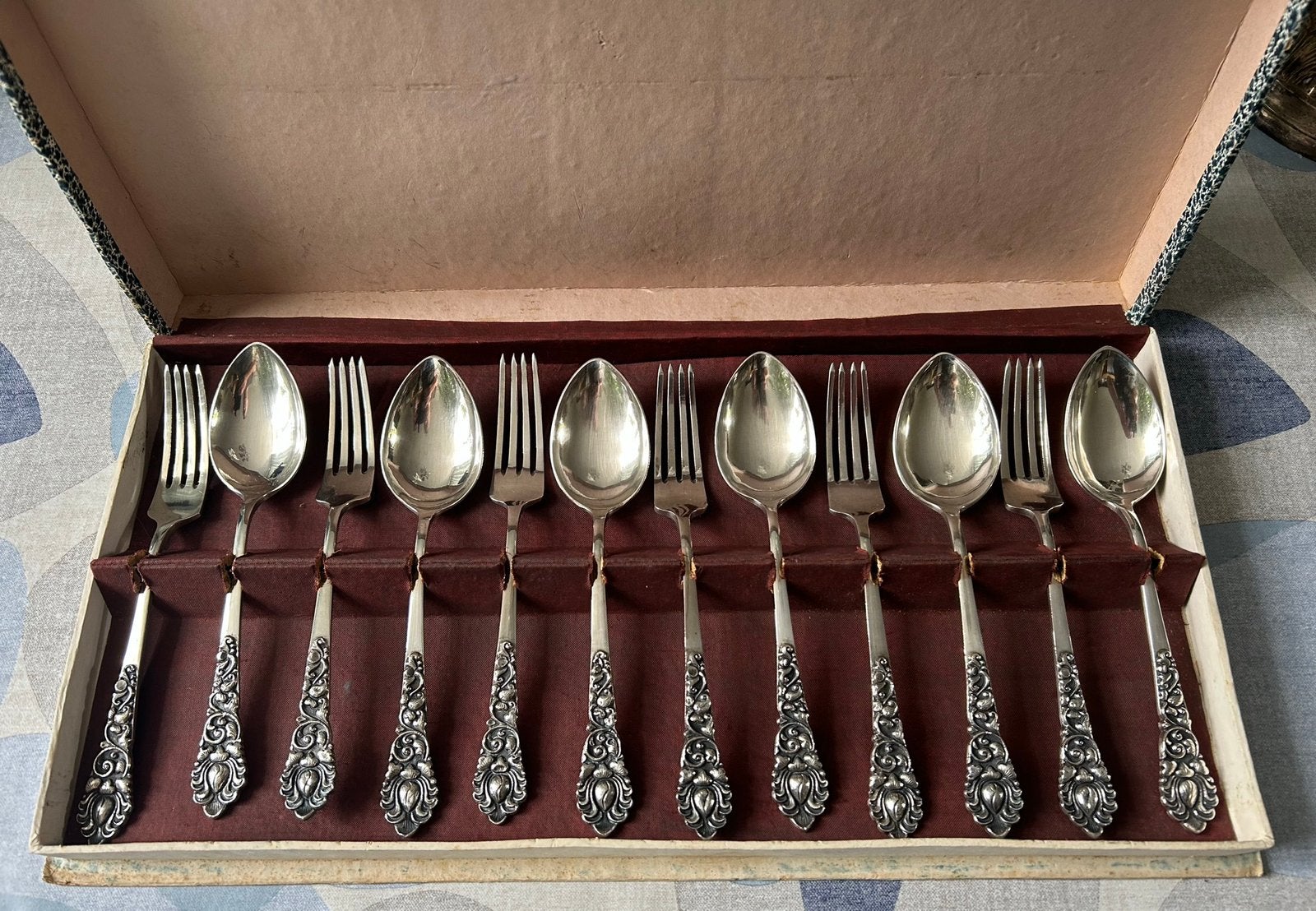 Antiek Djokja zilveren diner mes vork bestek Yogyakarta, Verzenden, Zilver