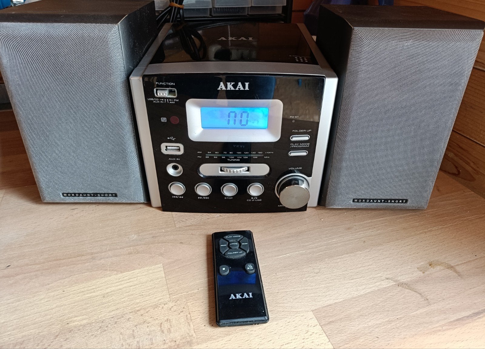 Akai Micro Audio Set met CD, USB, Radio en Speakers, Gebruikt, Microset, Tuner of Radio, Ophalen of Verzenden