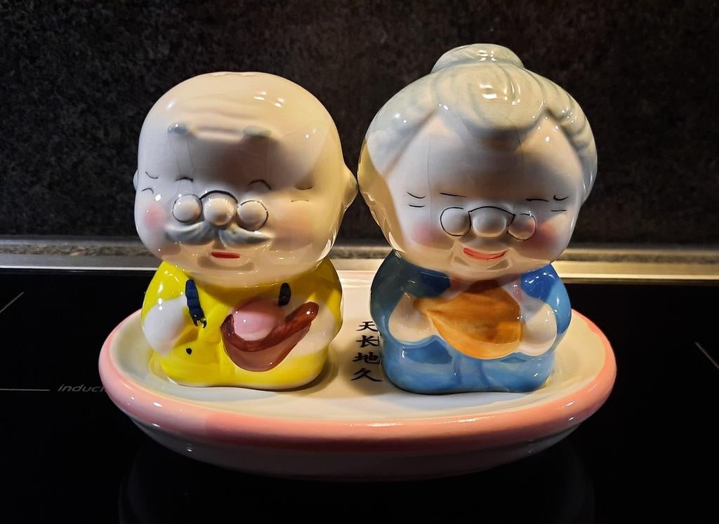 Peper en zout stel opa & oma *nieuw* in doosje, Verzamelen, Ophalen, Nieuw, Mens