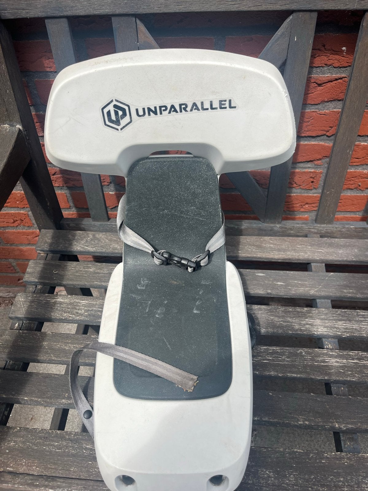 POLISPORT GUPPY Fietsstoeltje - Comfortabel en Veilig, Ophalen, Gebruikt, 9 t/m 36 kg, Achterzitje
