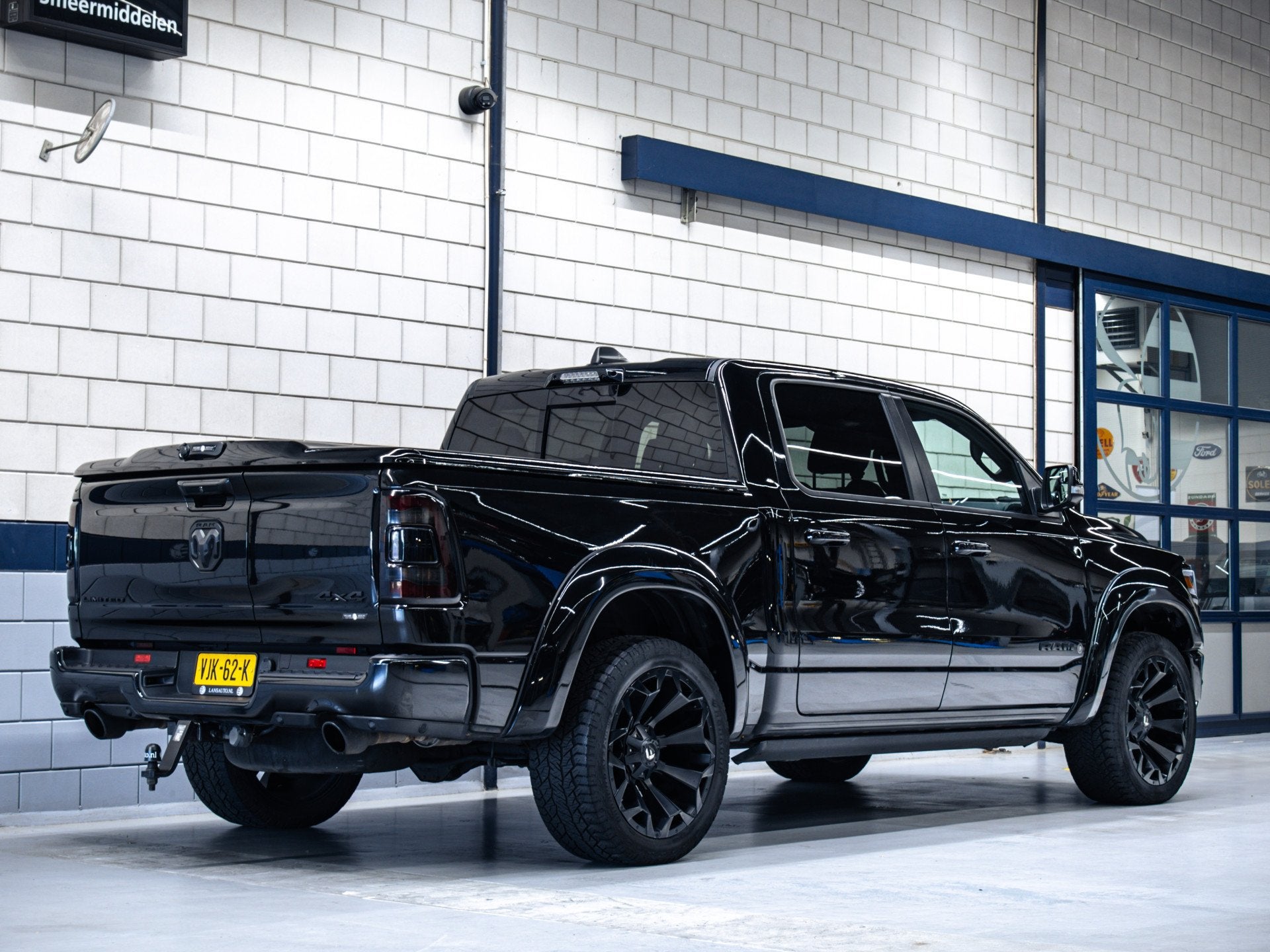 Dodge Ram 1500 5.7 V8 4x4 Crew Cab Limited Night | Widebody|, Auto's, Automaat, Gebruikt, 5654 cc, Adaptive Cruise Control