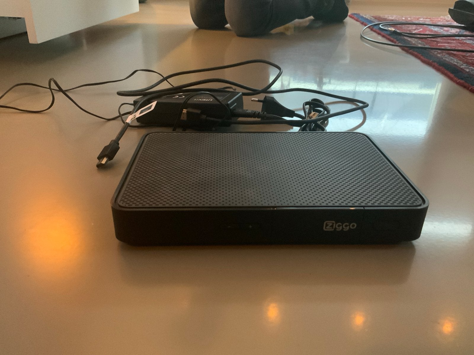 Ziggo Mediabox Mini - Compacte TV-ontvanger, Ophalen of Verzenden, Gebruikt, Decoder