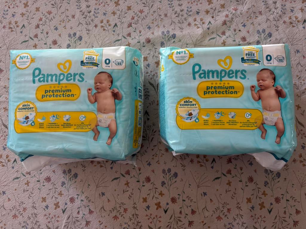Luiers maat 0 (<3 kg), Kinderen en Baby's, Babykleding | Prematuur, Ophalen of Verzenden, Zo goed als nieuw, Jongetje of Meisje