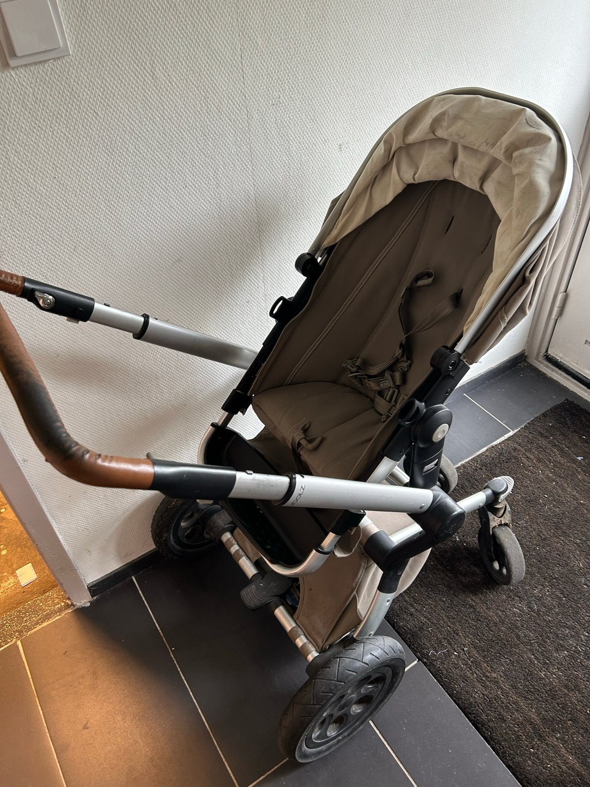 Joolz kinderwagen met adapters en slaapzak, Gebruikt, Met autostoeltje, Ophalen, Kinderwagen