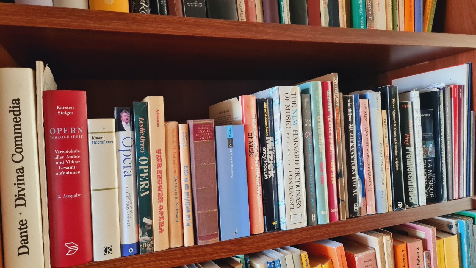 Grote collectie muziekboeken - Hele plank in één koop!, Ophalen of Verzenden, Gelezen, Algemeen