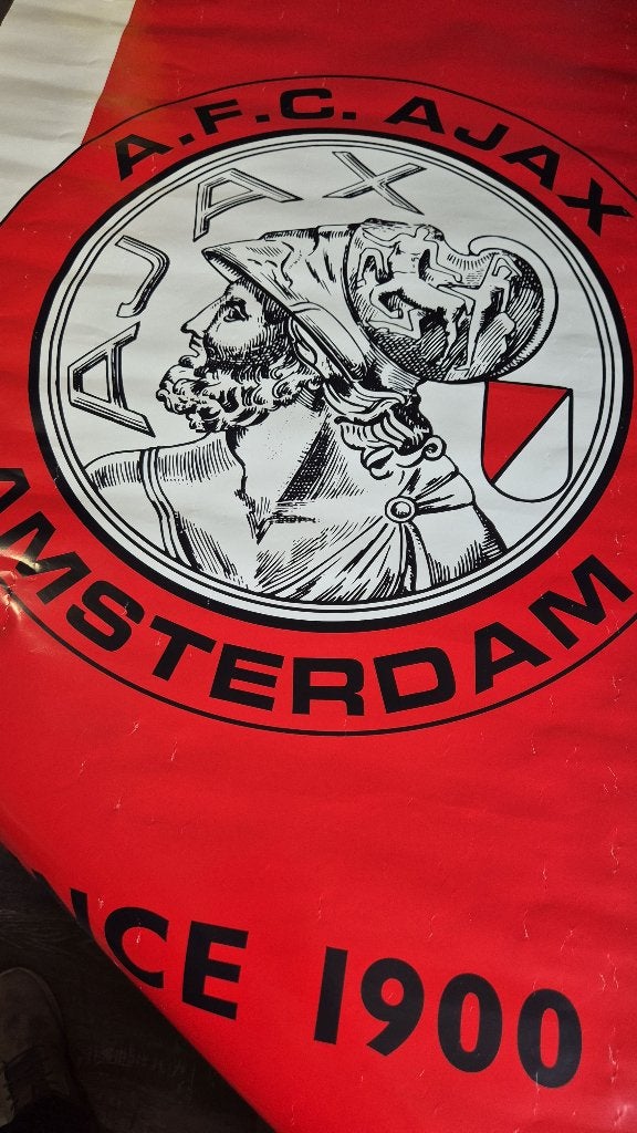 Ajax poster, retro logo, nieuw poster, 40x60cm. HWR1076. S48, Verzamelen, Posters, Ophalen of Verzenden, Gebruikt, A1 t/m A3, Film en Tv
