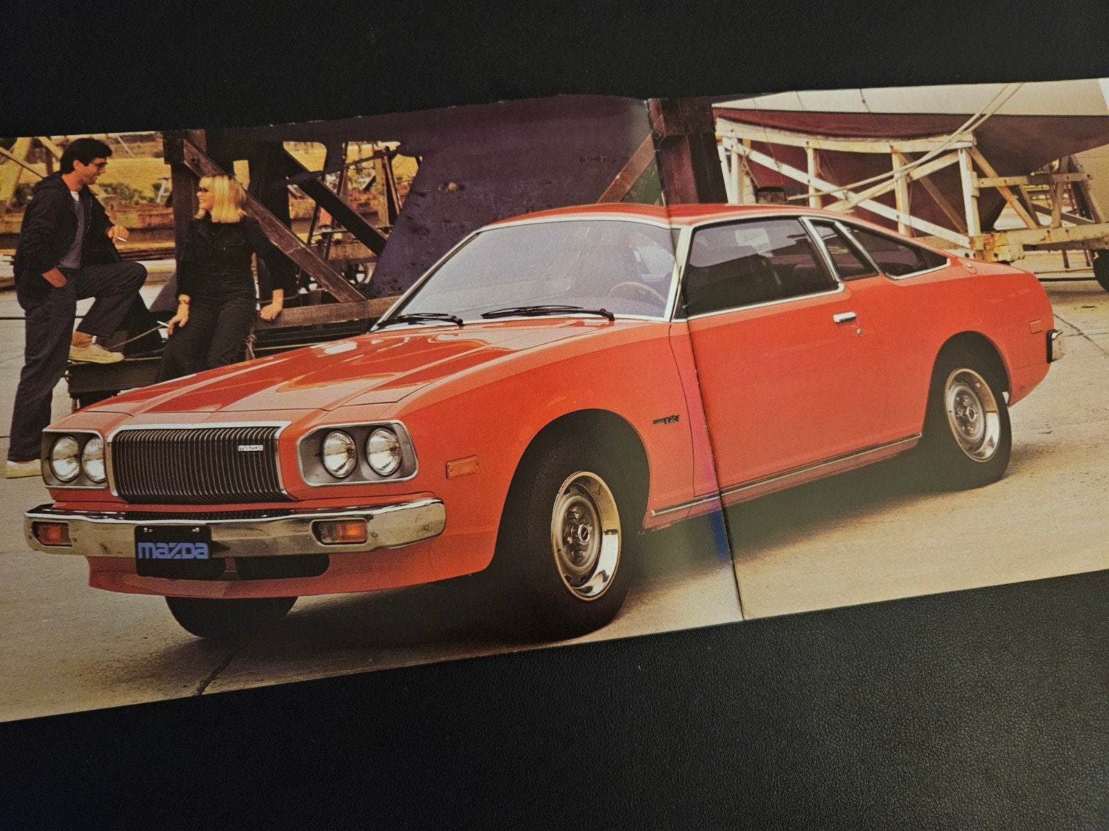 Brochure Mazda 121 Sportcoupé 1977, Boeken, Auto's | Folders en Tijdschriften, Ophalen of Verzenden, Zo goed als nieuw, Mazda
